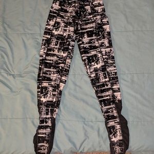 Calvin Klein workout leggings.